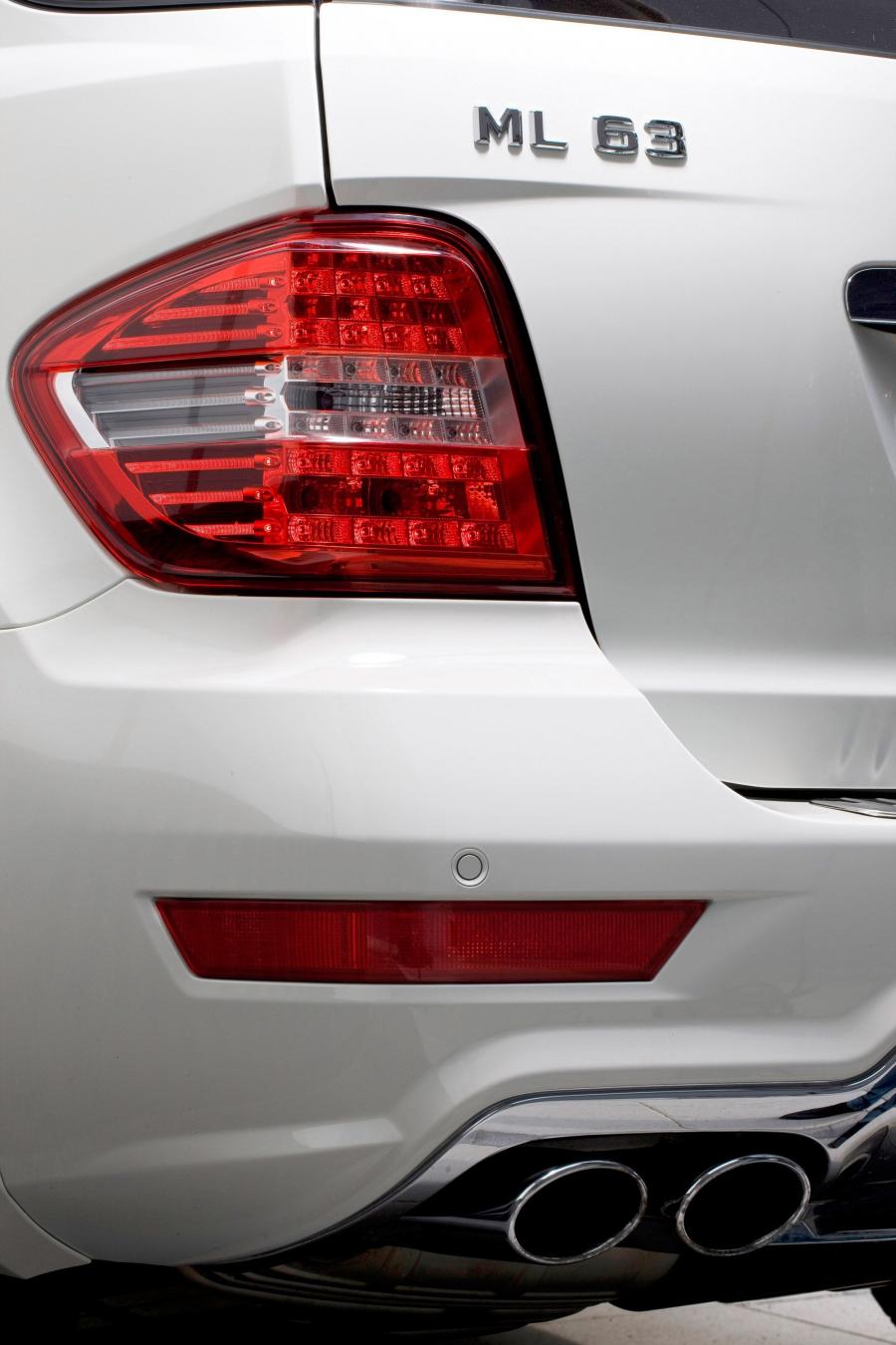  Mercedes-Benz ML63 AMG 2010 года  (фото 3 из 14)